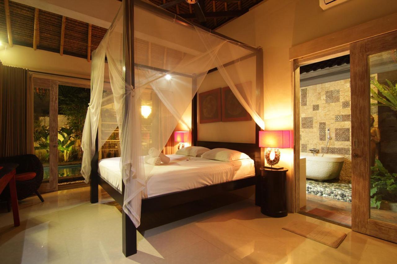 Bamboo Moon Villas Sanur Exteriör bild