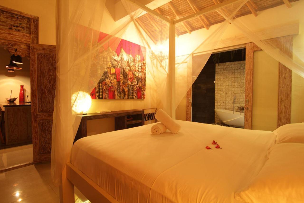 Bamboo Moon Villas Sanur Exteriör bild