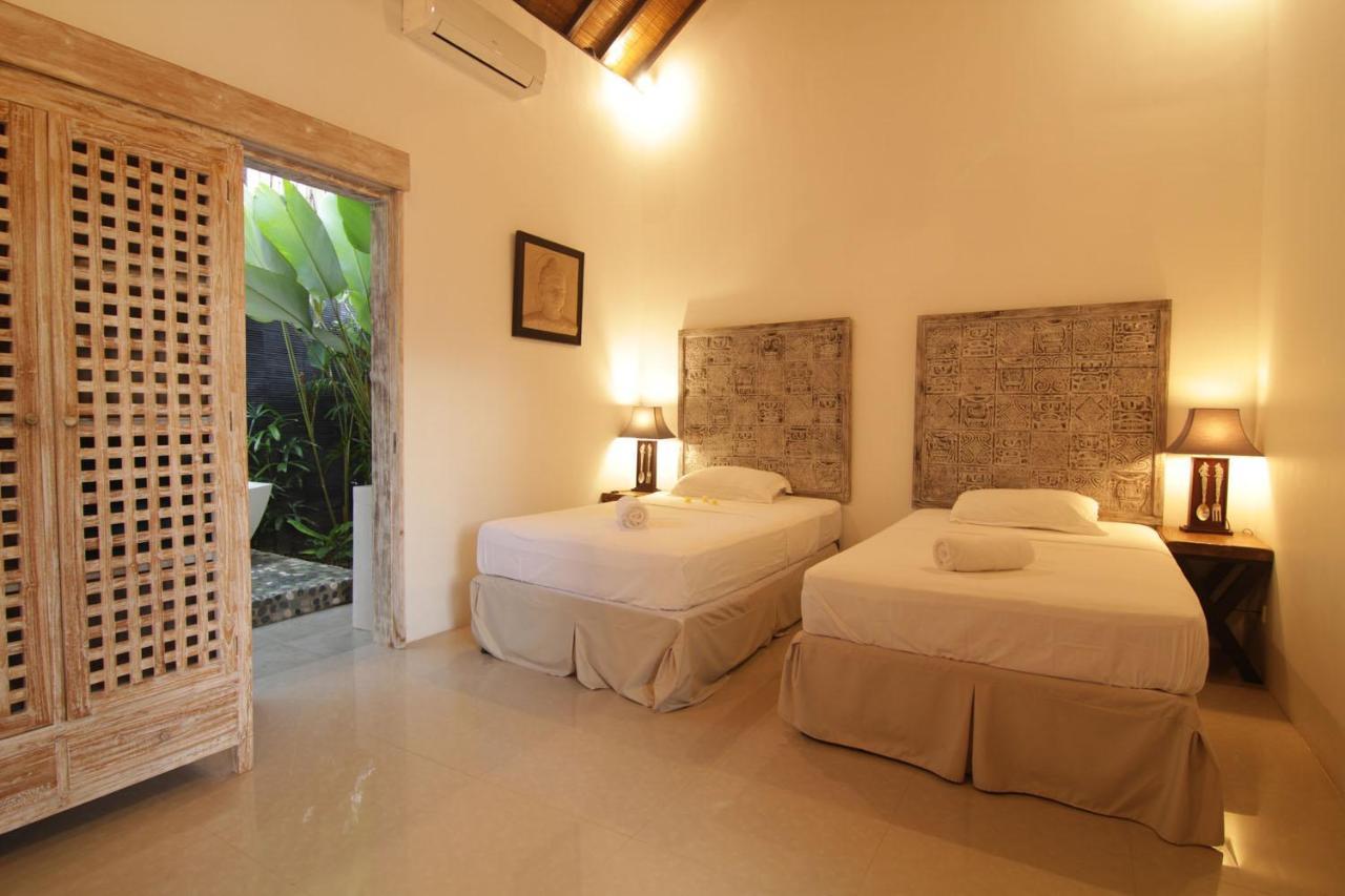 Bamboo Moon Villas Sanur Exteriör bild