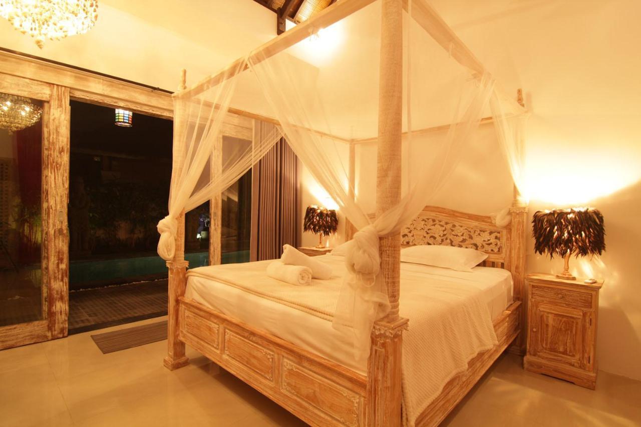 Bamboo Moon Villas Sanur Exteriör bild